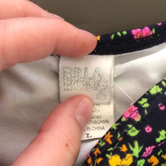 Billabong bikini set - Picture 2 of 2